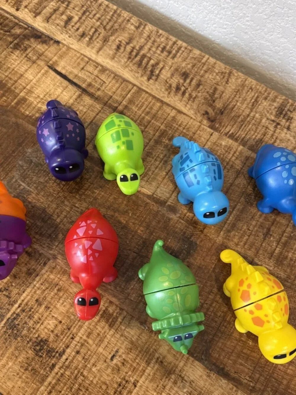 Snap-n-Learn Matching Dinos Learning Resources Dinosaur 16 Piece Color Match Set